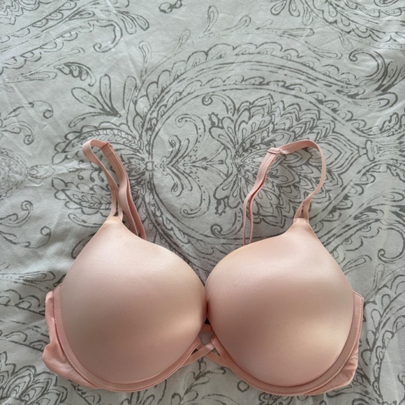 Authentic Victoria Secret Bombshell Add-2-Cups Push-Up Bra 36C Pink NWOT - Picture 3 of 6